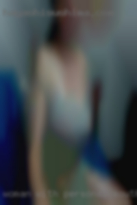 Woman with personal computer sexcam South Carolina.